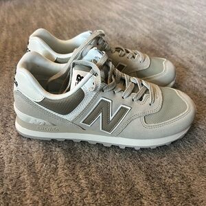 New Balance Light Gray Sneakers